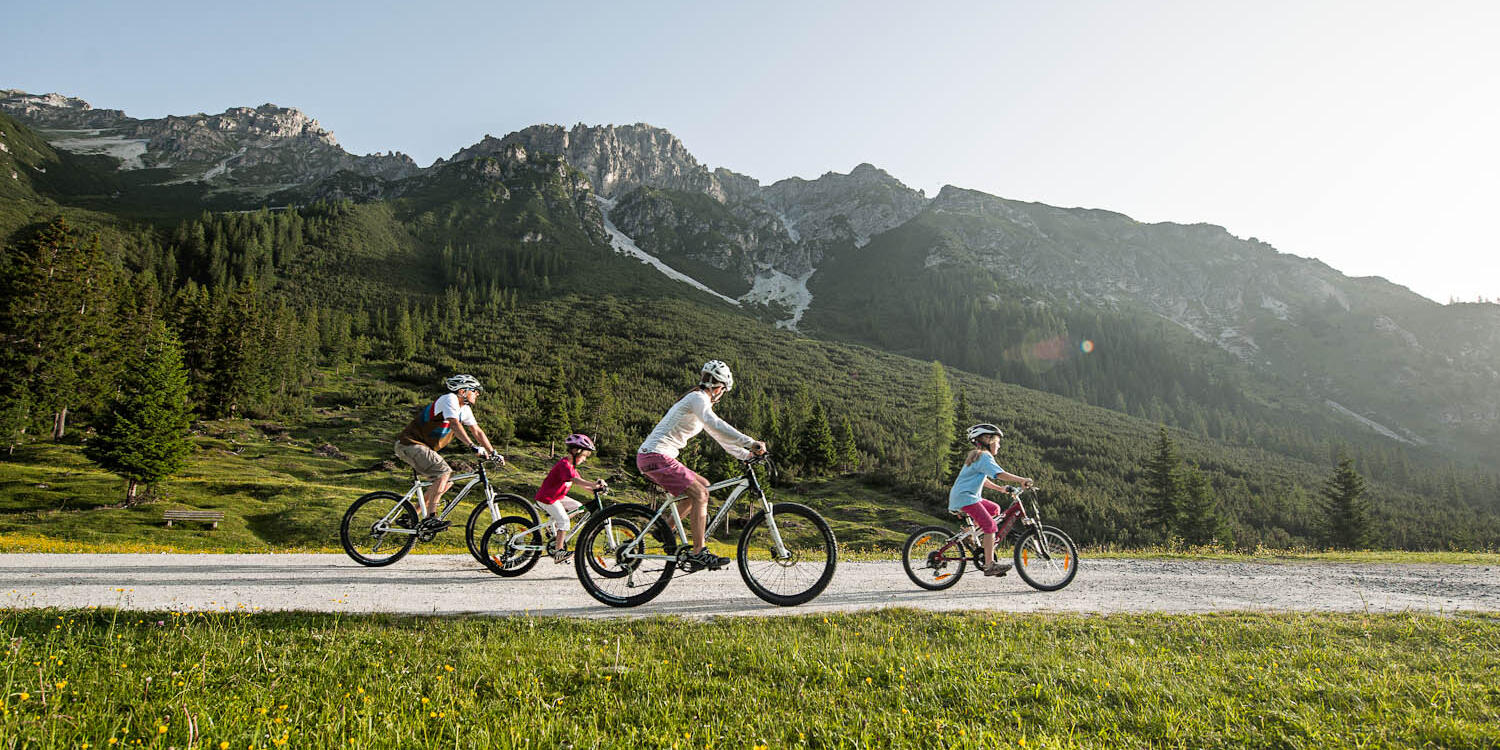 bicycle tour with children in Tyrol