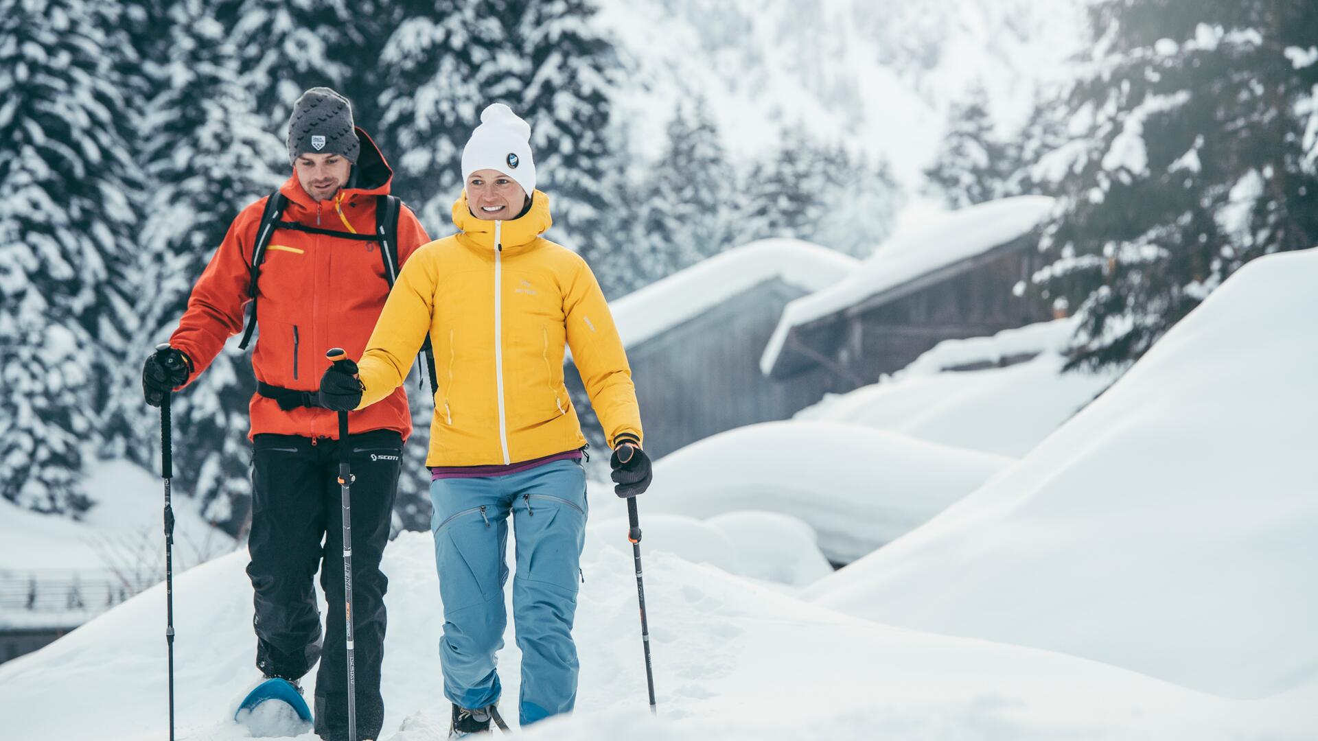 snowshoe hike for couples